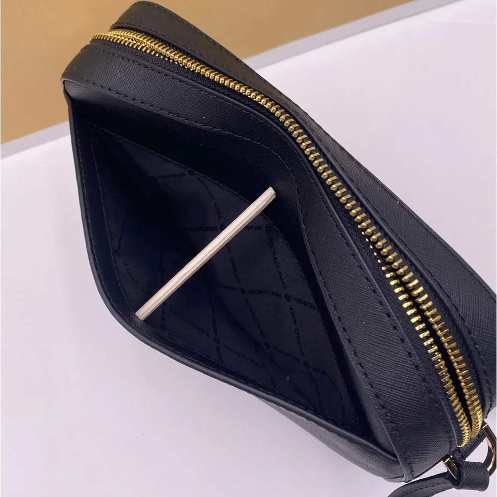 MICHAEL KORS LARGE EW ZIP CHAIN CROSSBODY black